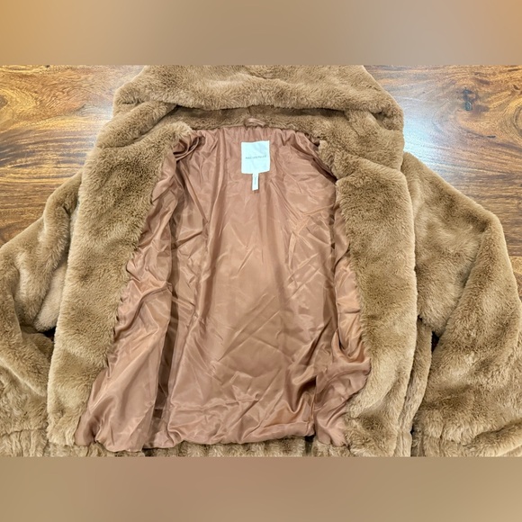 Avec Les Filles Tan Faux Fur Jacket Like New Size L - Picture 4 of 6